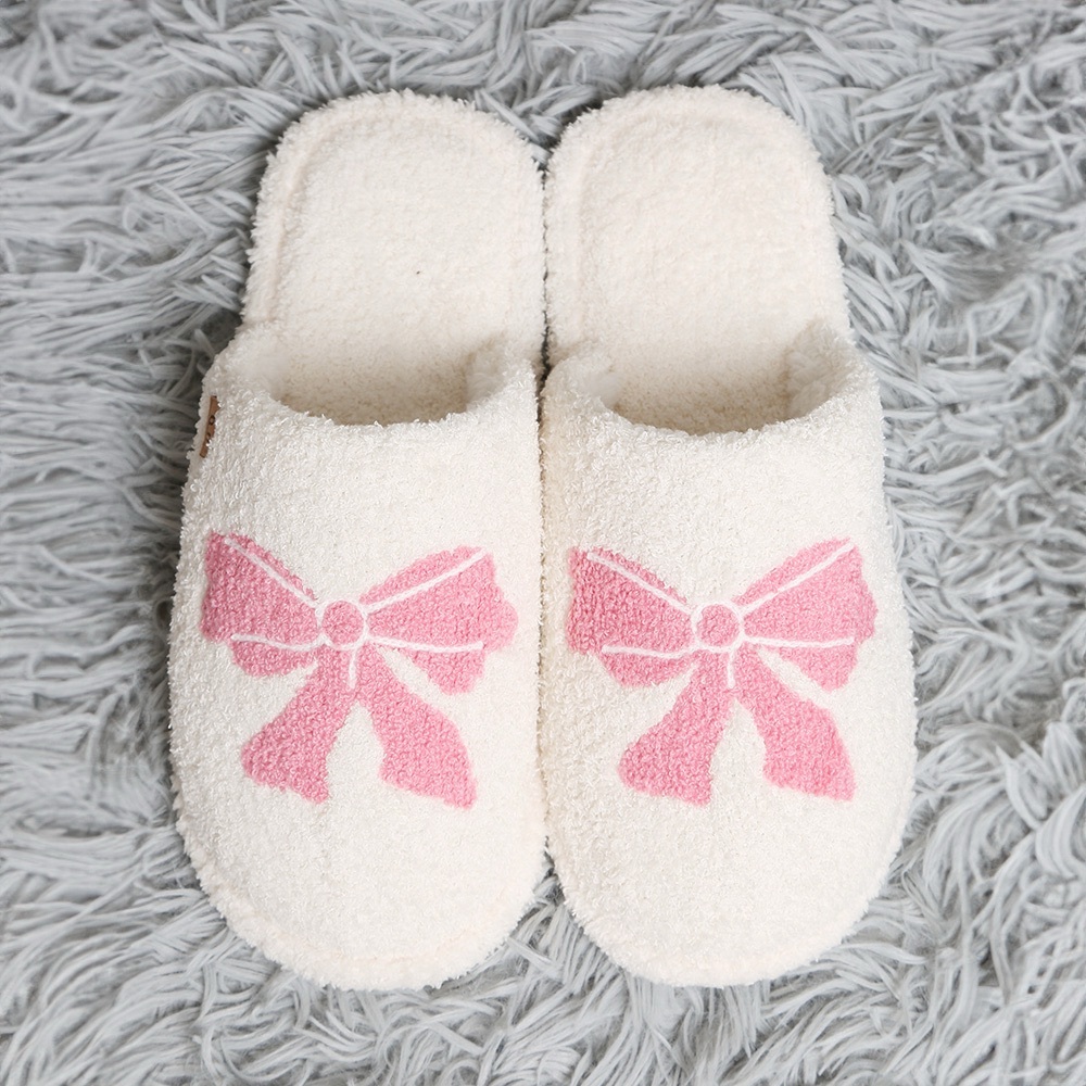 Cozy White Women’s Slippers with Pink Bow